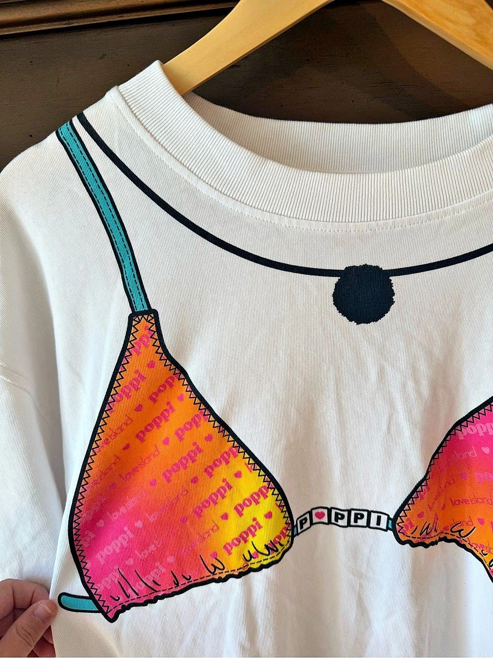 Poppi x Love Island Rare Influencer Exclusive Graphic Tee 100% Cotton